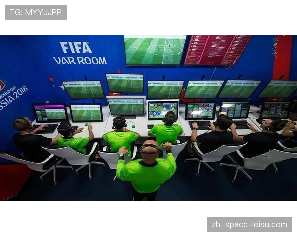 雨战中的争议，尼斯对阵雷恩一役VAR两次介入判罚点球